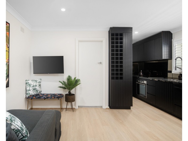 27 Fairscene Crescent, Avoca Beach NSW 2251