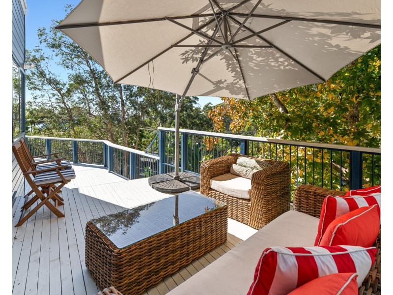 27 Fairscene Crescent, Avoca Beach NSW 2251