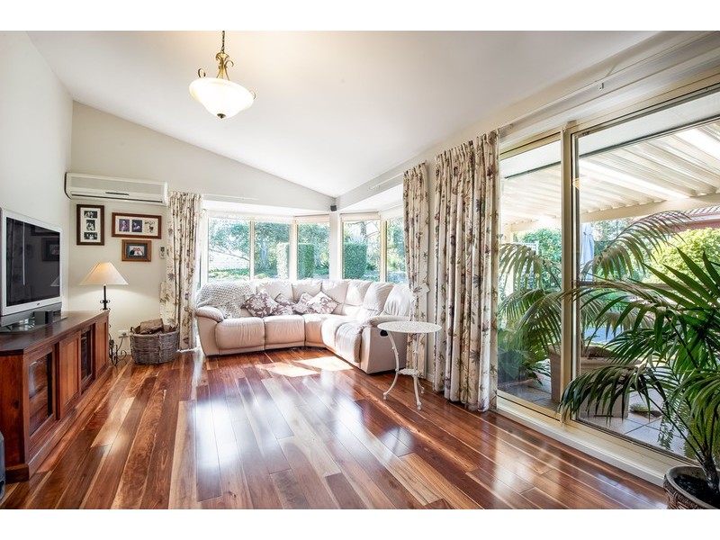 55 Woodview Avenue, Lisarow NSW 2250