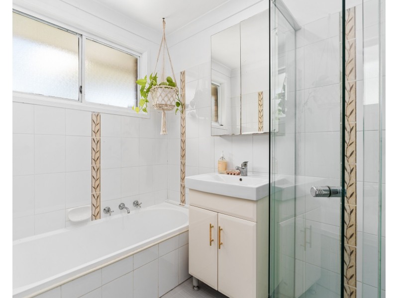 30 Cabbage Tree Avenue, Avoca Beach NSW 2251