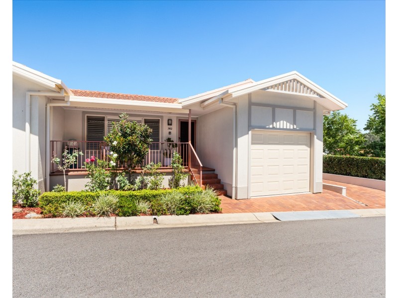 382/61 Karalta Road, Erina NSW 2250