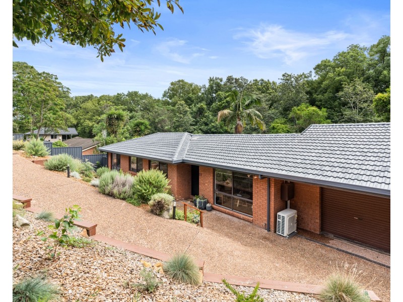 13 Perratt Close, Lisarow NSW 2250
