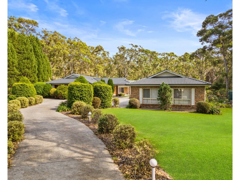 5 Hayley Close, Tumbi Umbi NSW 2261