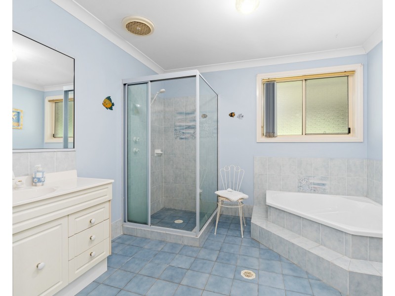 5 Hayley Close, Tumbi Umbi NSW 2261