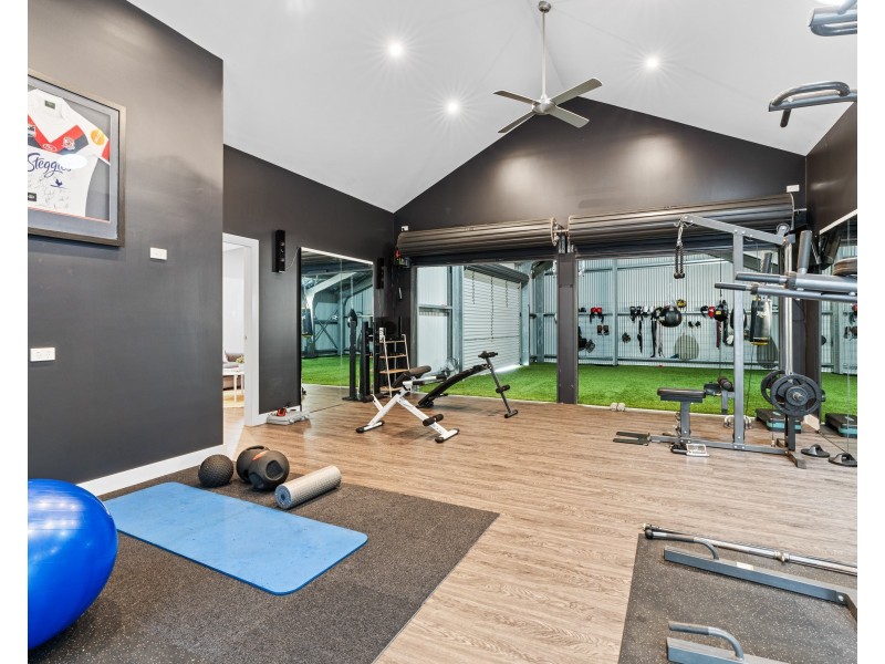 390 Oak Road, Matcham NSW 2250