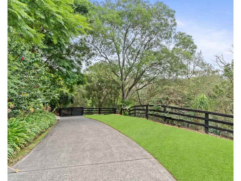 390 Oak Road, Matcham NSW 2250