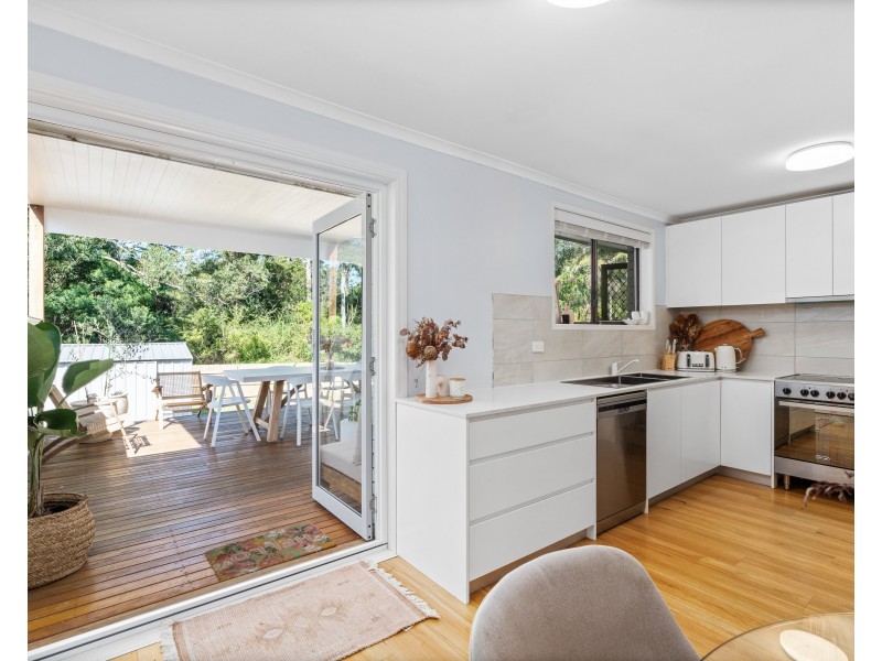 108 Springfield Road, Springfield NSW 2250