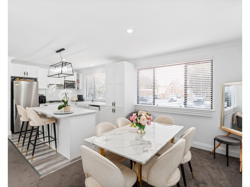 4/4 Broadview Avenue, Gosford NSW 2250