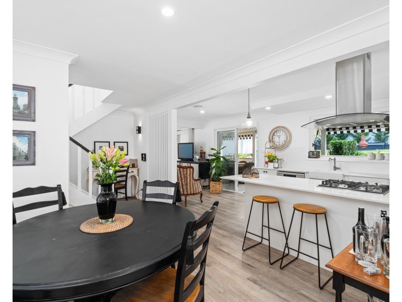 41 Belford Avenue, Bateau Bay NSW 2261