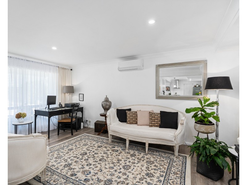 41 Belford Avenue, Bateau Bay NSW 2261