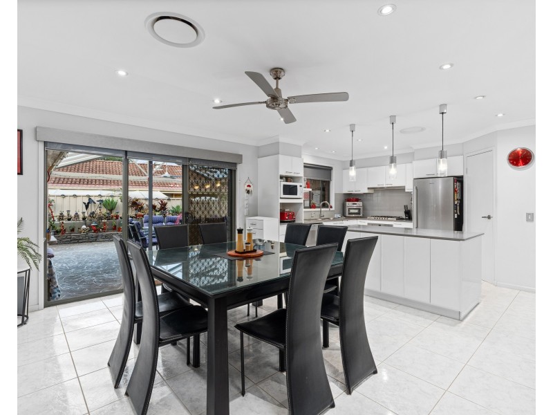 30 Cobbedah Drive, Springfield NSW 2250