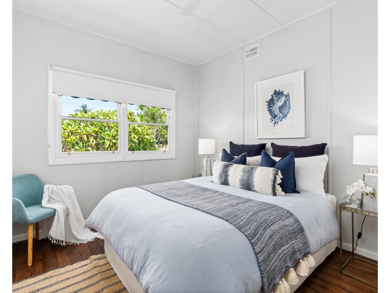 7 Marina Street, Budgewoi NSW 2262