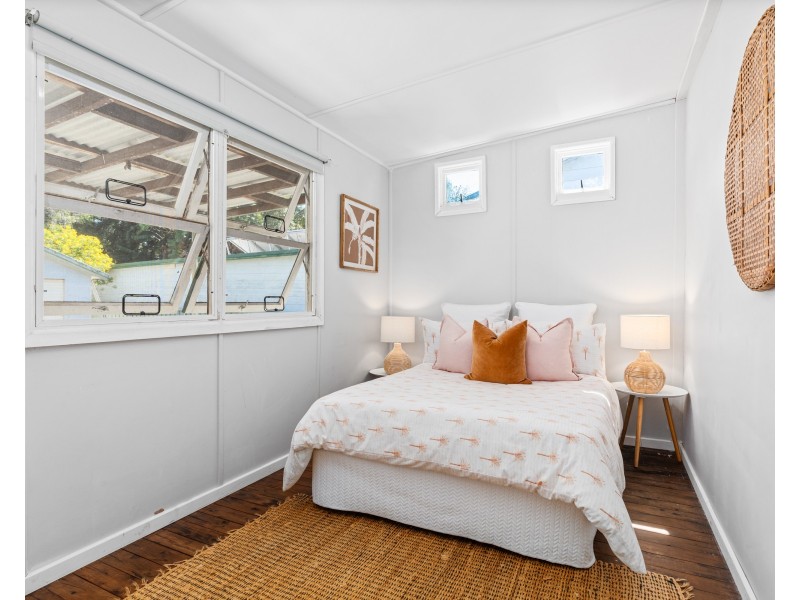 7 Marina Street, Budgewoi NSW 2262