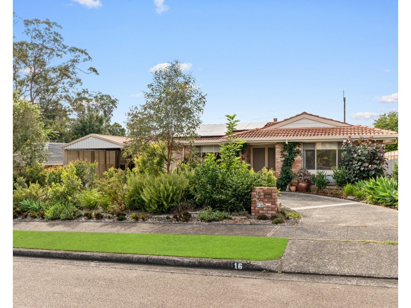 16 Yanderra Crescent, Narara NSW 2250