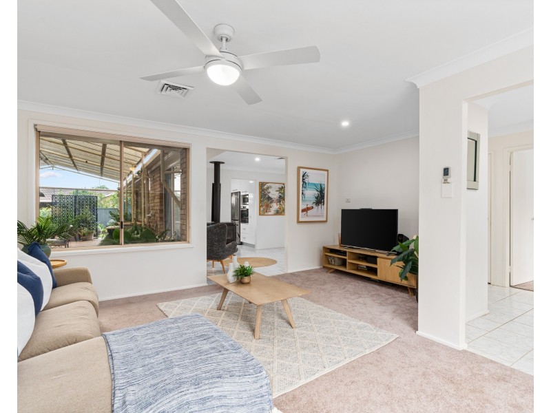 16 Yanderra Crescent, Narara NSW 2250