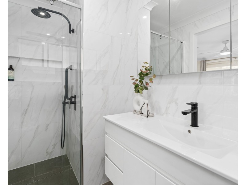 16 Yanderra Crescent, Narara NSW 2250