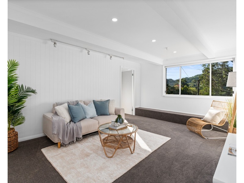 4 Binya Avenue, Wyoming NSW 2250