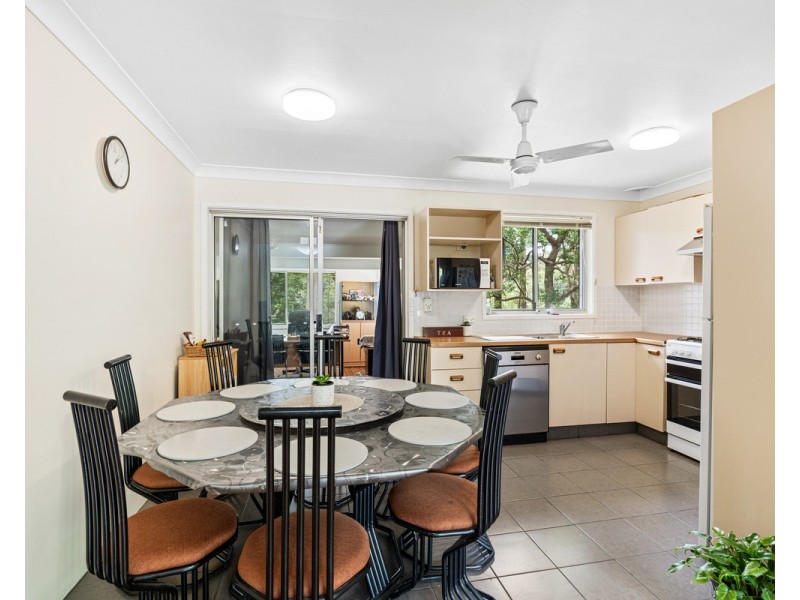 42 Karina Drive, Narara NSW 2250