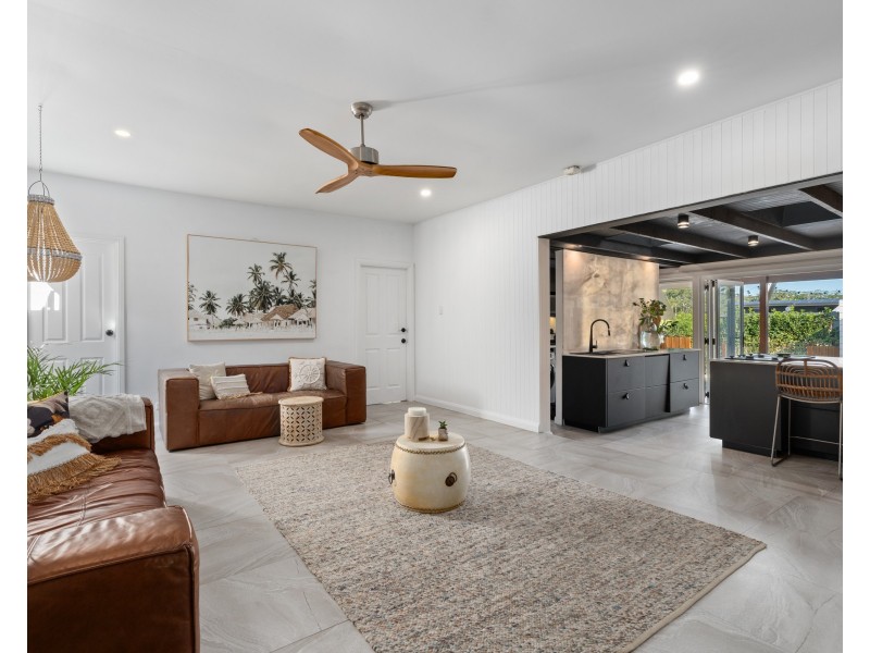 28 Serpentine Road, Erina Heights NSW 2260