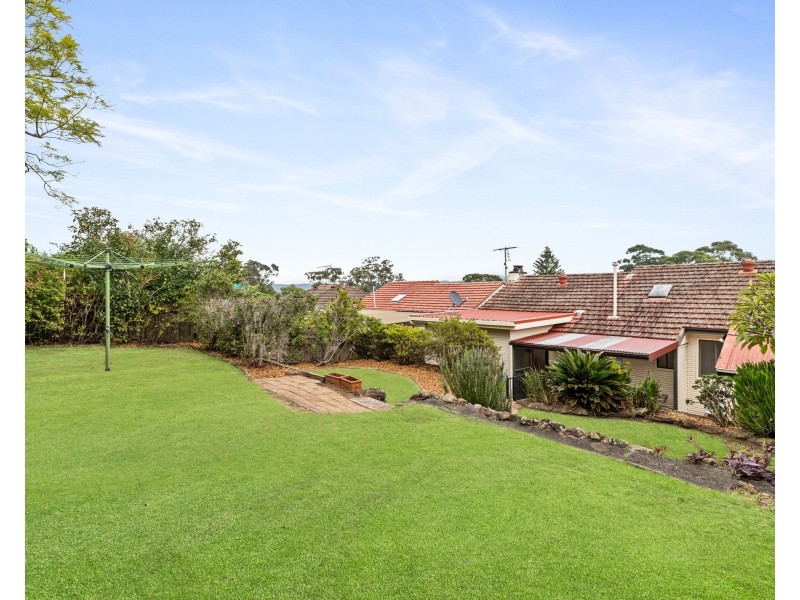 27 White Street, East Gosford NSW 2250