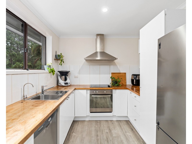 28 Balfour Close, Springfield NSW 2250