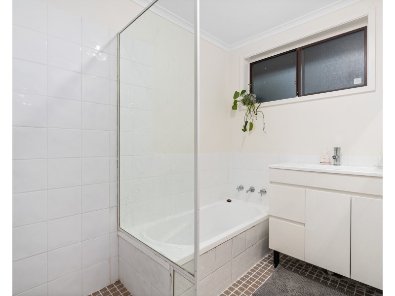 28 Balfour Close, Springfield NSW 2250