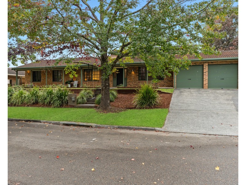 21 Yanderra Crescent, Narara NSW 2250