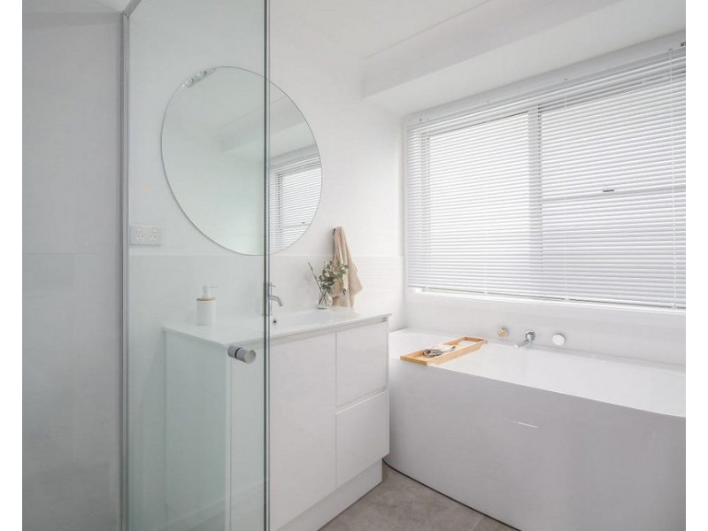 12 Karen Close, Lisarow NSW 2250