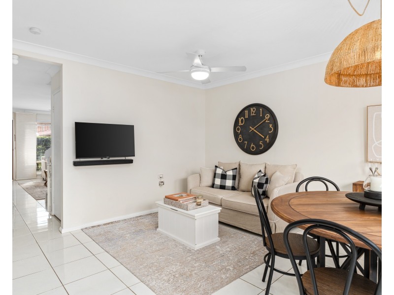 2/257-259 Brisbane Water Drive, West Gosford NSW 2250