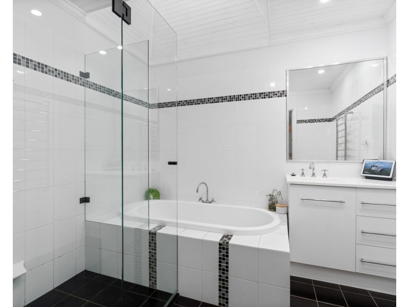 7 Wananda Road, Narara NSW 2250