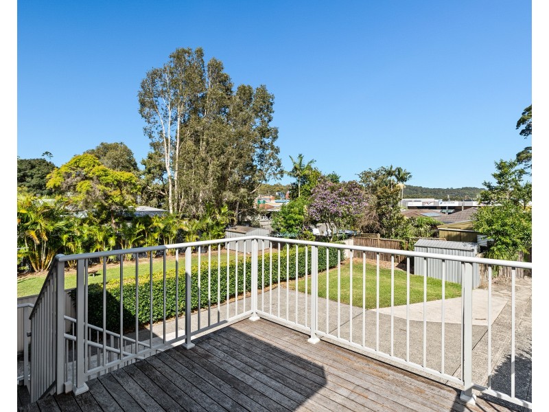37a Barralong Road, Erina NSW 2250