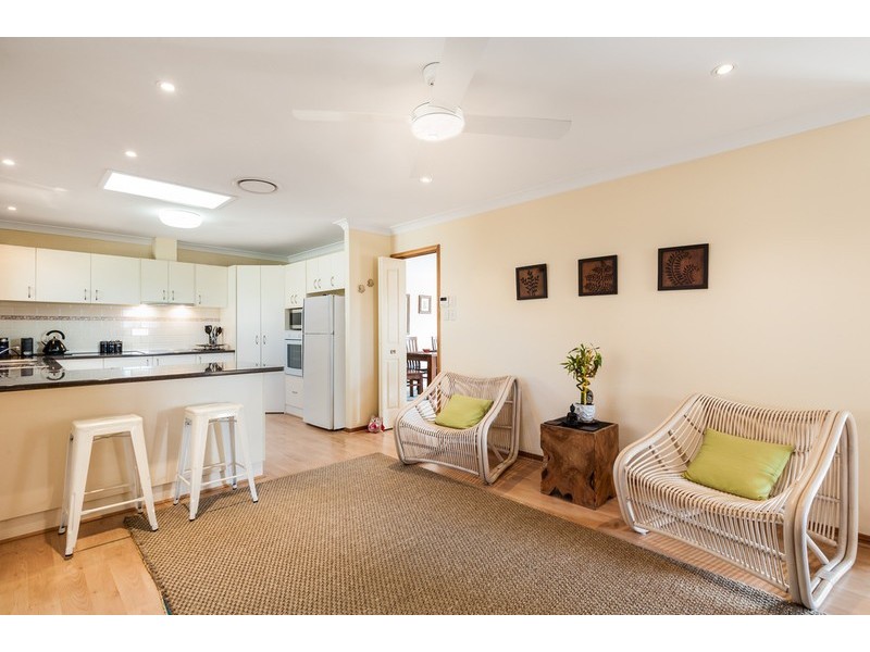 2/55 Windemere Drive, Terrigal NSW 2260