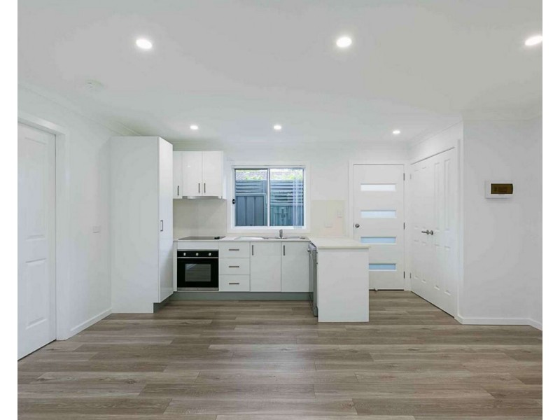 106a Glennie Street, Wyoming NSW 2250