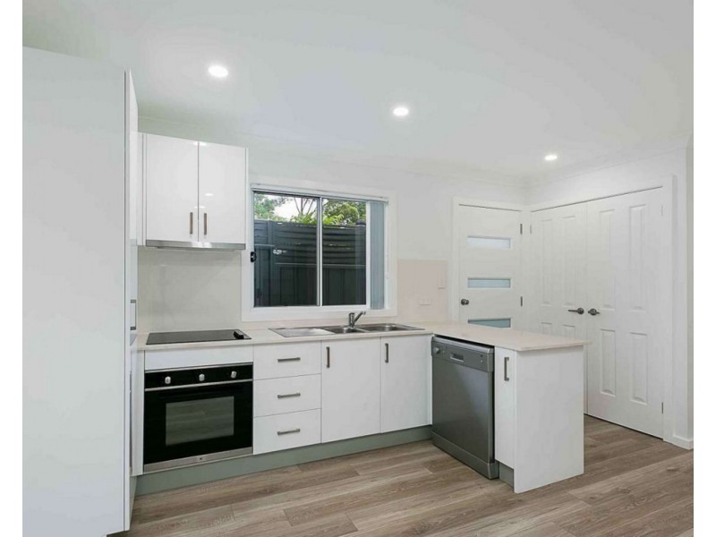 106a Glennie Street, Wyoming NSW 2250
