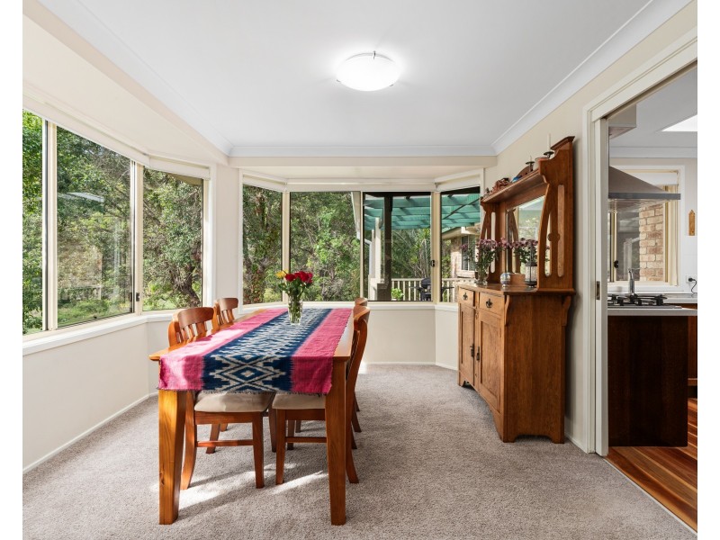 35 Thames Drive, Erina NSW 2250