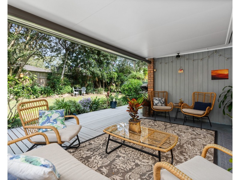 8 Pangari Close, Wyoming NSW 2250