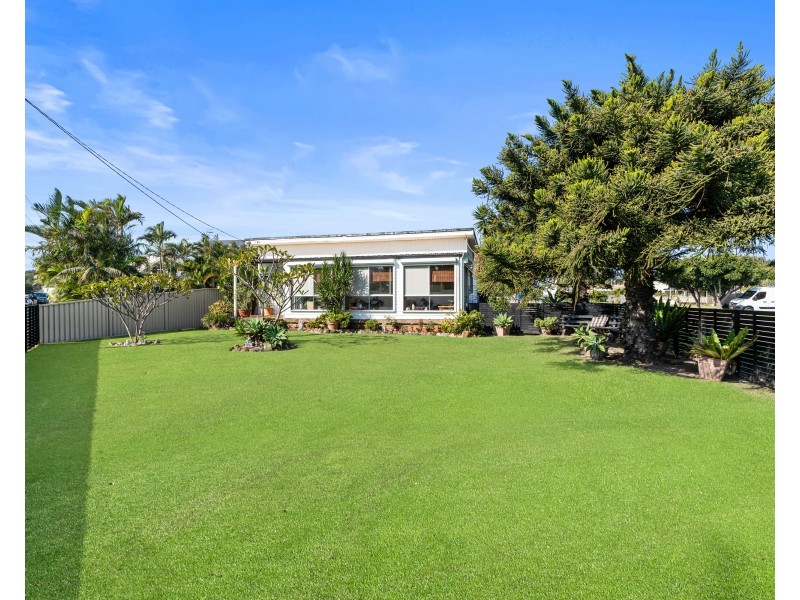 135 Hutton Road, The Entrance North NSW 2261