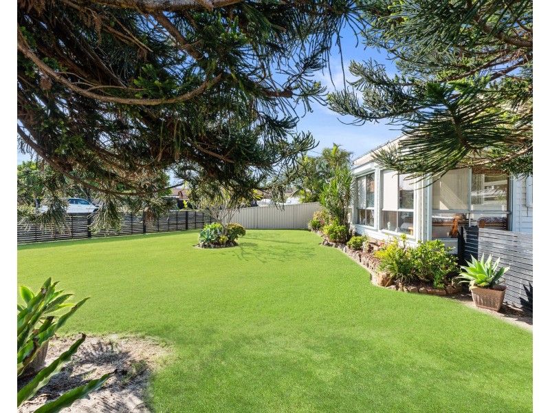 135 Hutton Road, The Entrance North NSW 2261