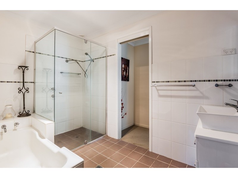 6 Park Crescent, Green Point NSW 2251