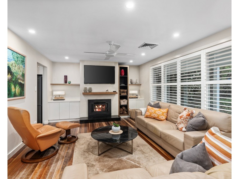 1 Windsor Road, Wamberal NSW 2260
