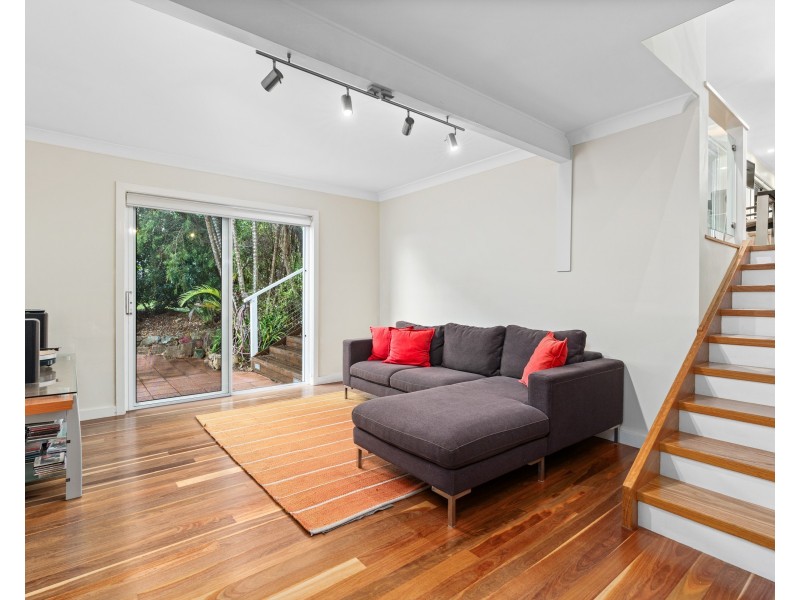 1 Windsor Road, Wamberal NSW 2260