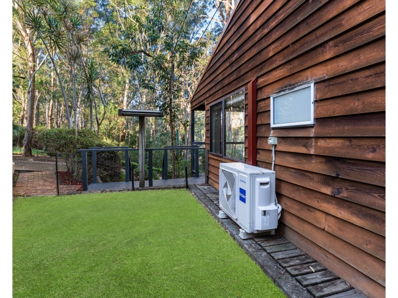 7 Kalori Avenue, Wyoming NSW 2250