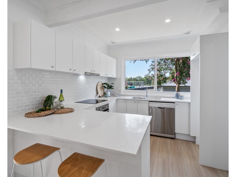 22 Campbell Street, North Gosford NSW 2250