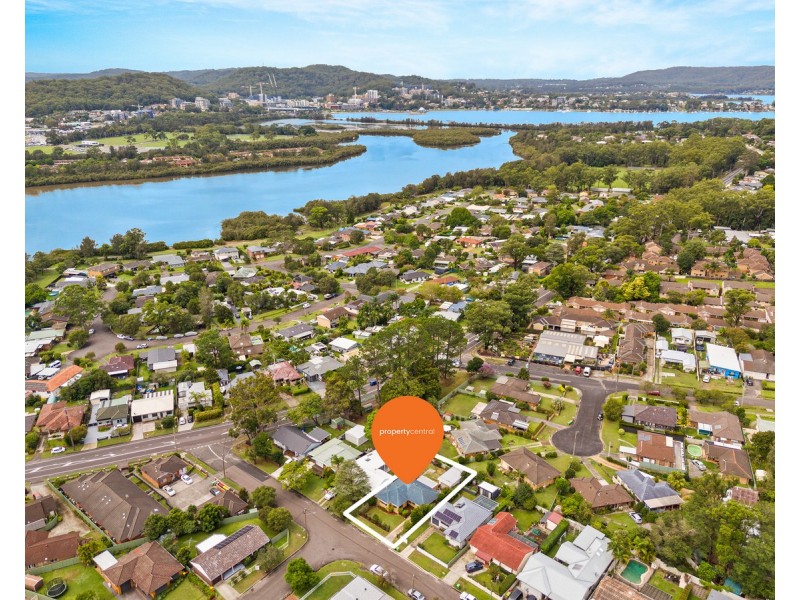 8 Sunshine Drive, Point Clare NSW 2250