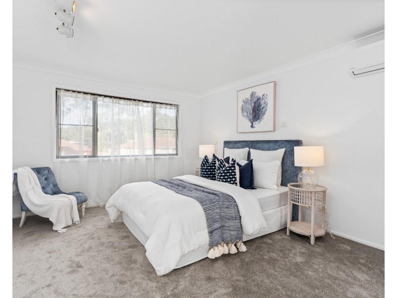 21 Halcyon Street, Wyoming NSW 2250