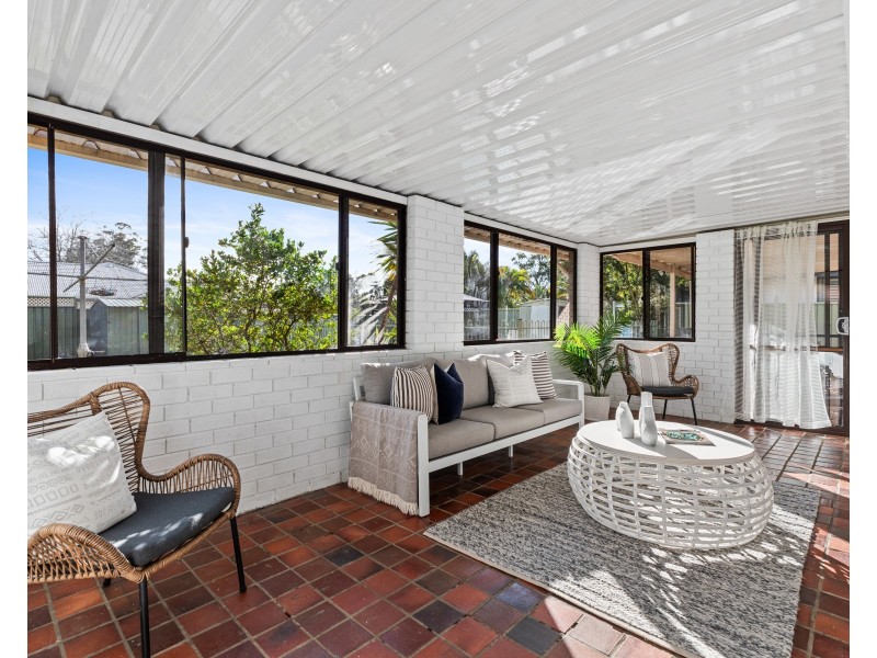 21 Halcyon Street, Wyoming NSW 2250