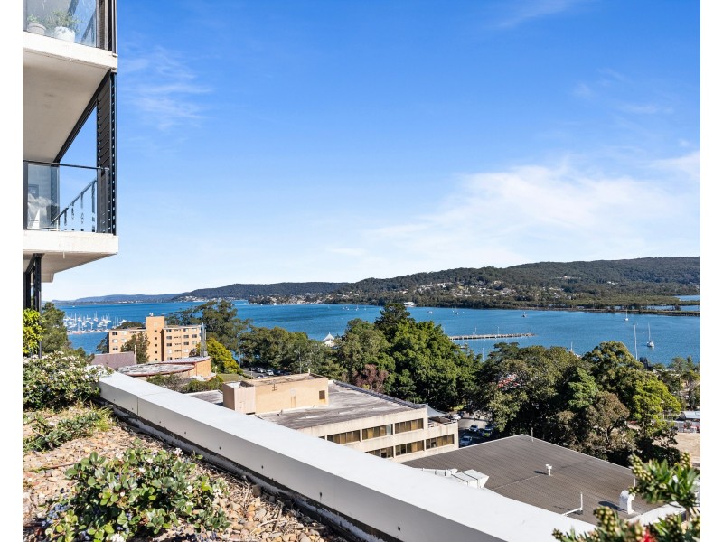 704/25 Mann Street, Gosford NSW 2250