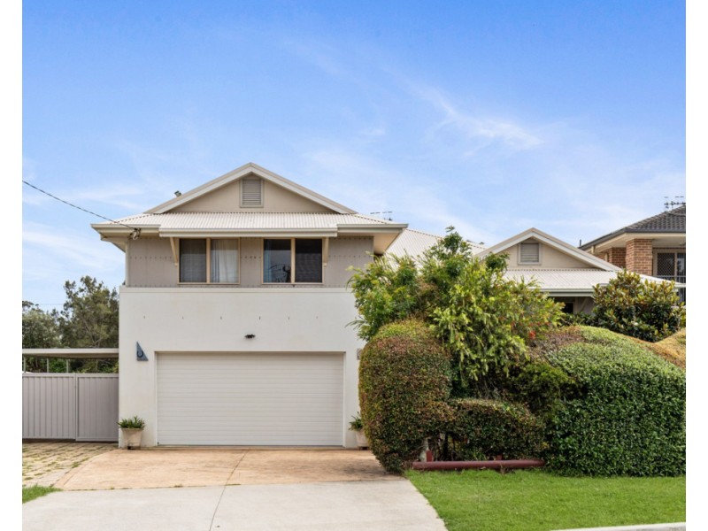 136 Hutton Road, The Entrance North NSW 2261