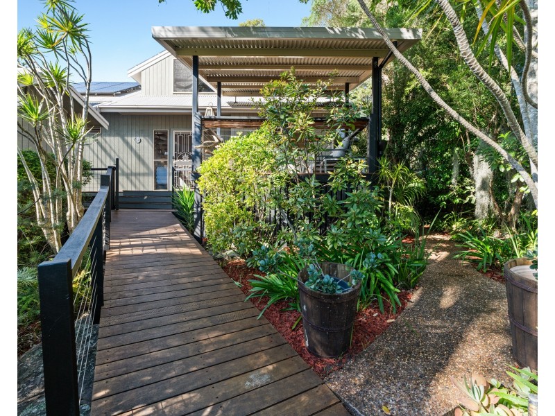 6 Onthonna Terrace, Umina Beach NSW 2257