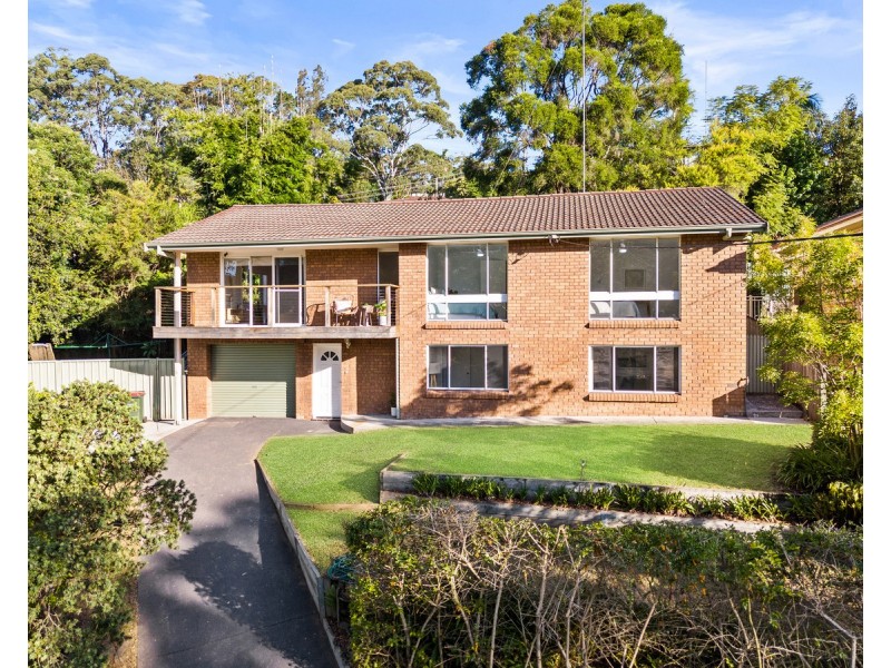 4 Binya Avenue, Wyoming NSW 2250